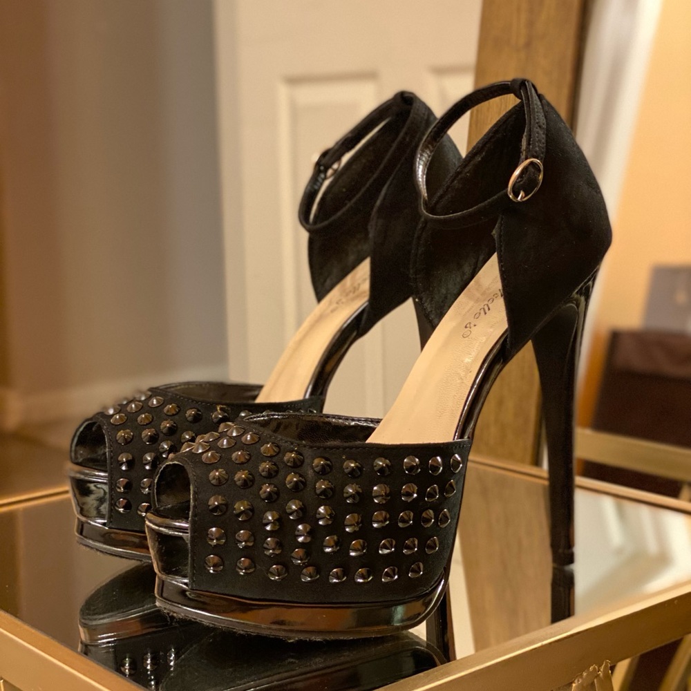 Stunning Studded High Heels Black